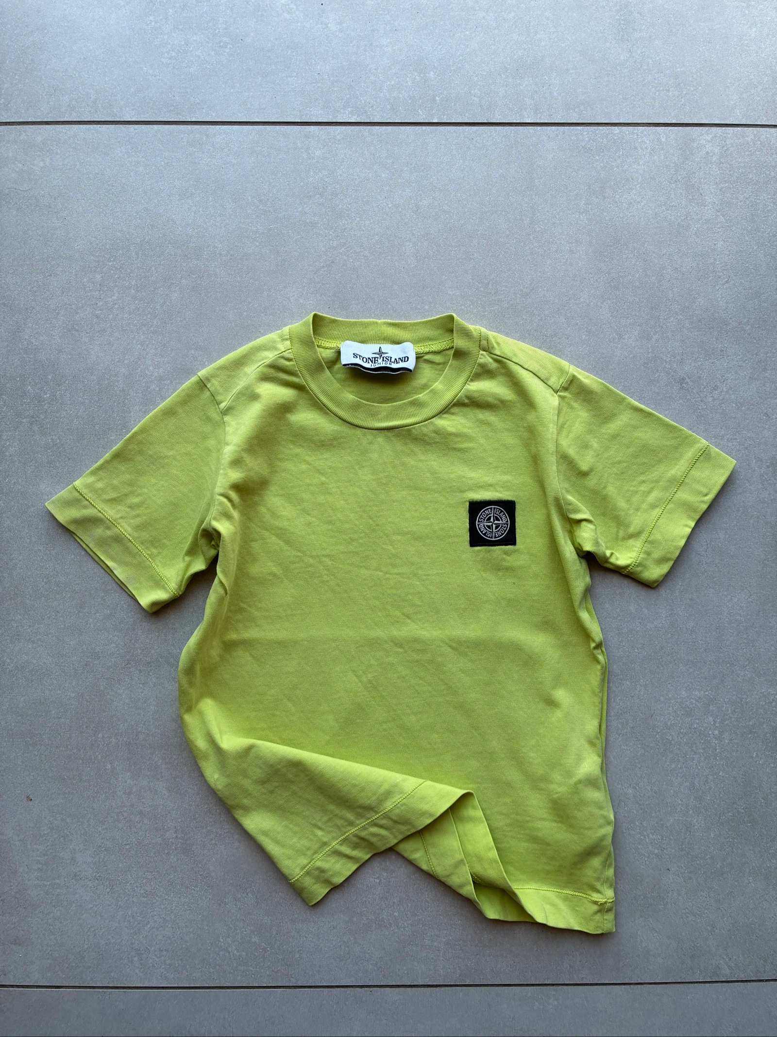 T-shirt Stone Island Junior Vert Authentique Logo Brodé Taille 3 Ans (98 cm) – Très Bon État